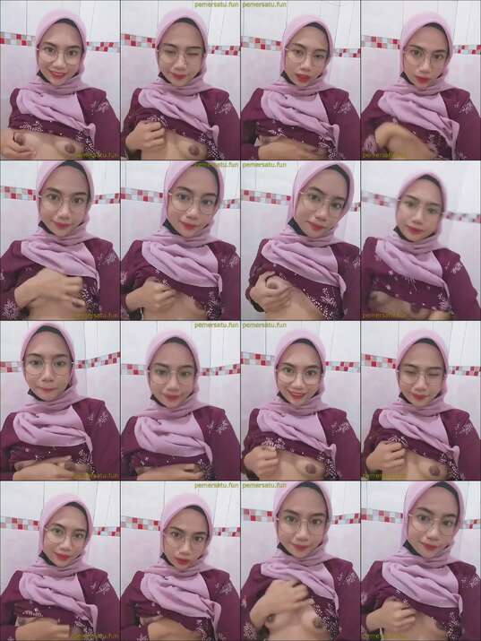 hijab kacamata batik merah jilbab pink