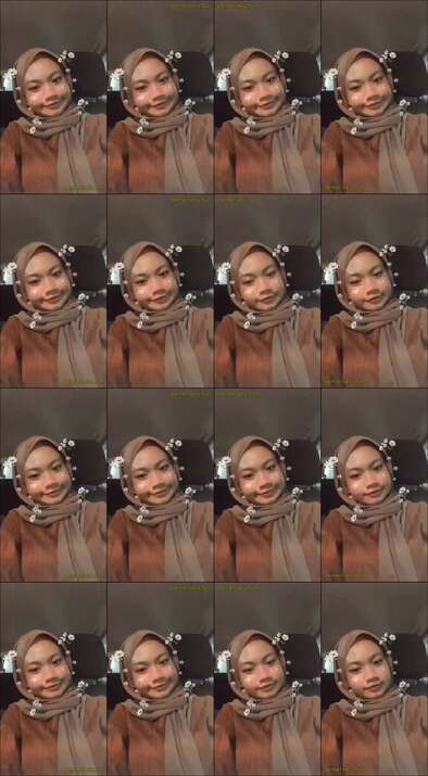 Arinah Jilbab Binal Suka Bikin Status IG (43)