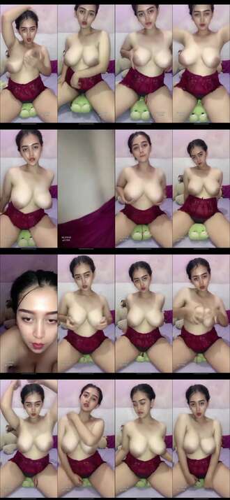toket gede digoyang goyang sambil dudukin bantal