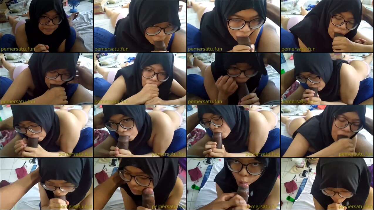 hijab kacamata binal 18yo ketagihan