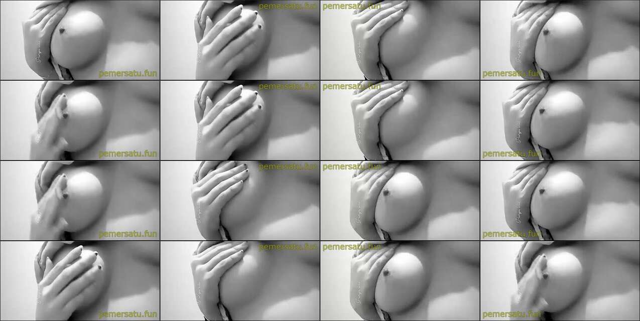 Tata maunya memeknya di colok colok kontol (47)