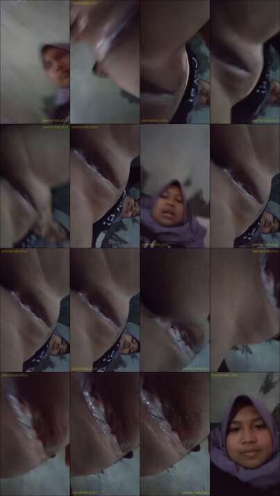ABG jilbab 18yo toge sendiri colmek pacaran ngentot (12)