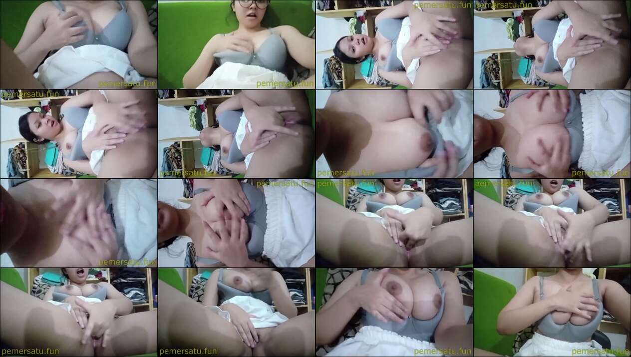 hijab montok kacamata 18yo sange colmek (2)