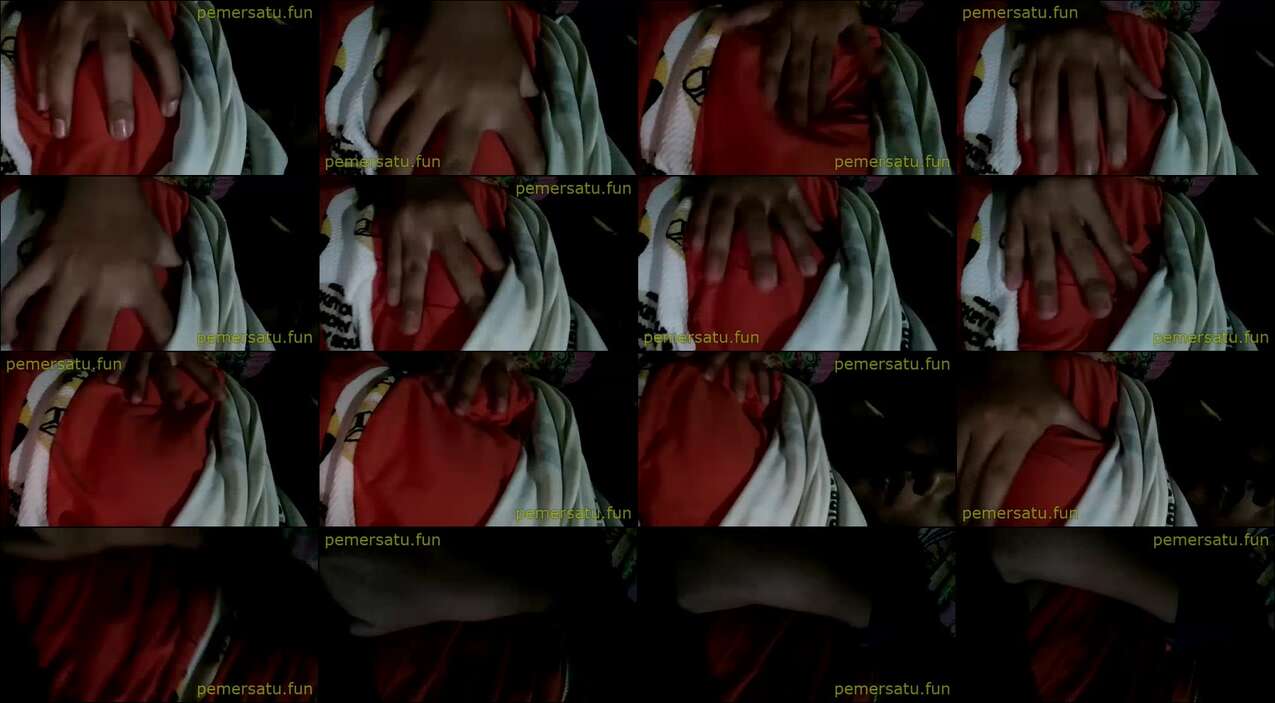 Anisa ABG 18yo Imut Toket Kecil Colok Memek Becek (4)