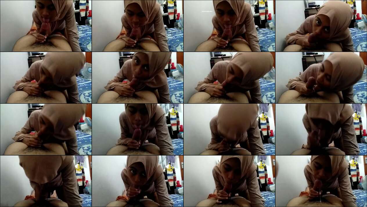 jilbab barbar sukanya sedot kontol (2)