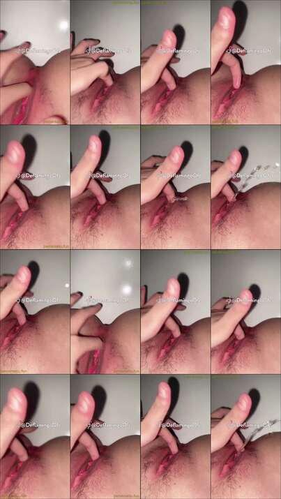 chella dini puting pink 18yo colok memek (25)